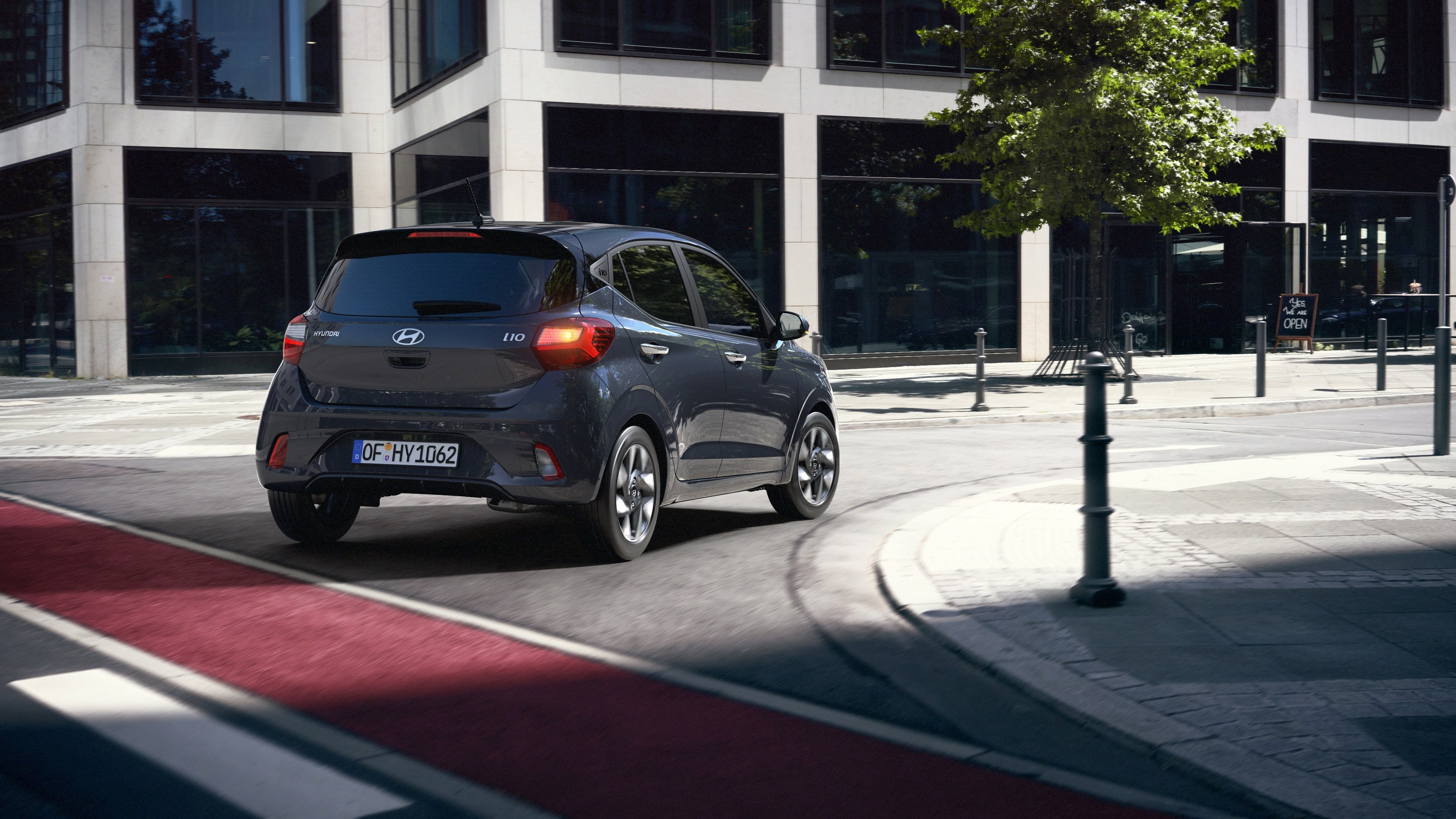 Дизайн Hyundai i10 | Стиль та Інновації | Буг Авто - фото 46