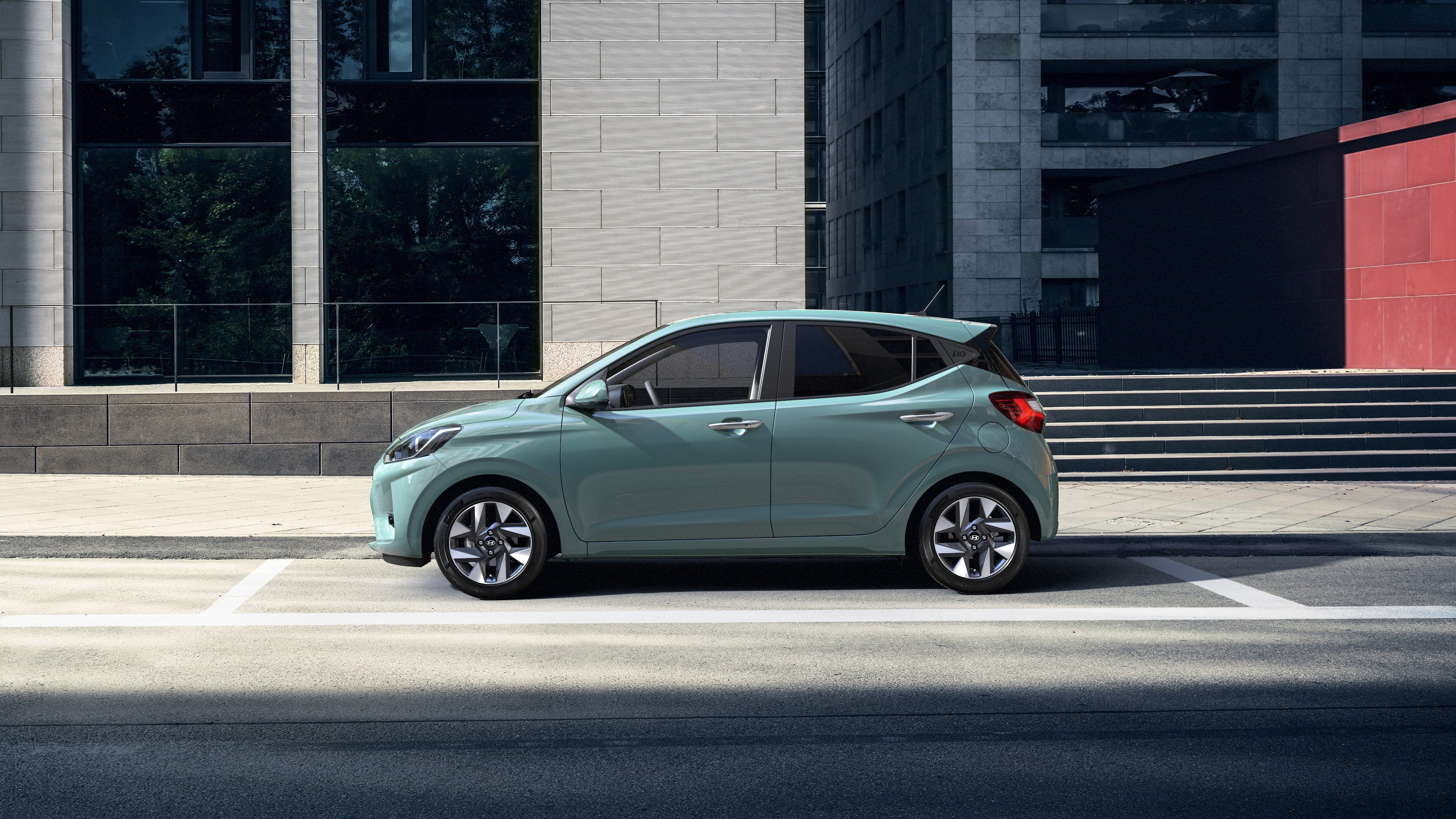 Дизайн Hyundai i10 | Стиль та Інновації | Буг Авто - фото 36