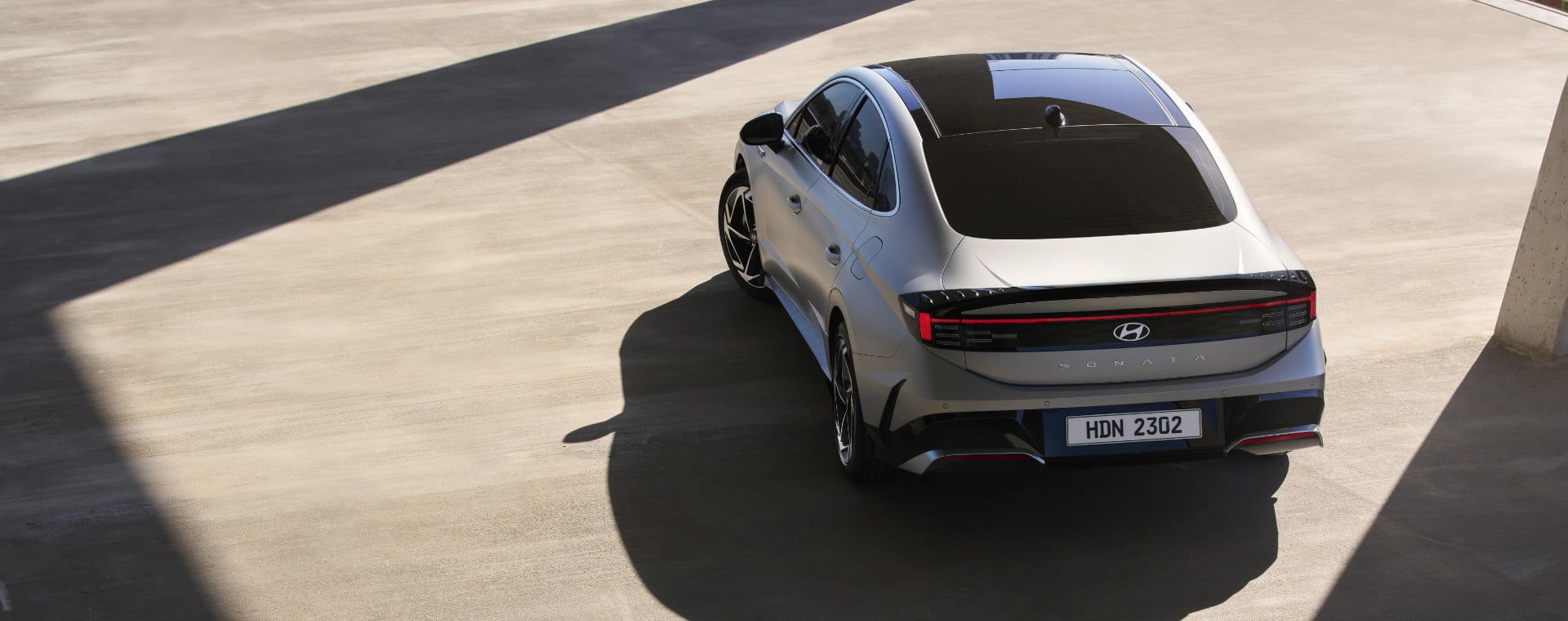 Дизайн SONATA | Стильний Седан | Буг Авто - фото 6